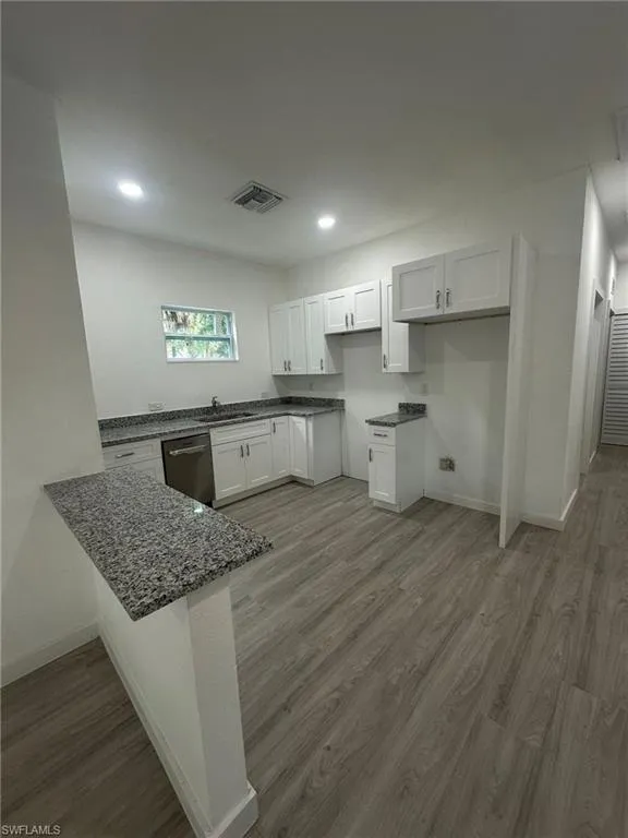 2371 Lafayette Street Fort Myers, FL 33901