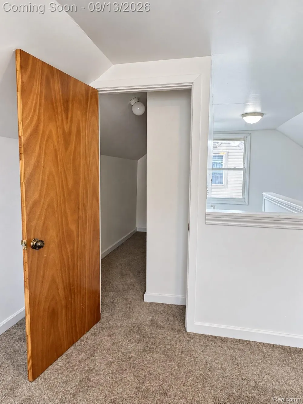 820 Cloverlawn Boulevard Lincoln Park City, MI 48146