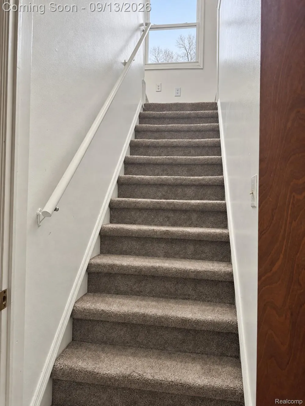 820 Cloverlawn Boulevard Lincoln Park City, MI 48146