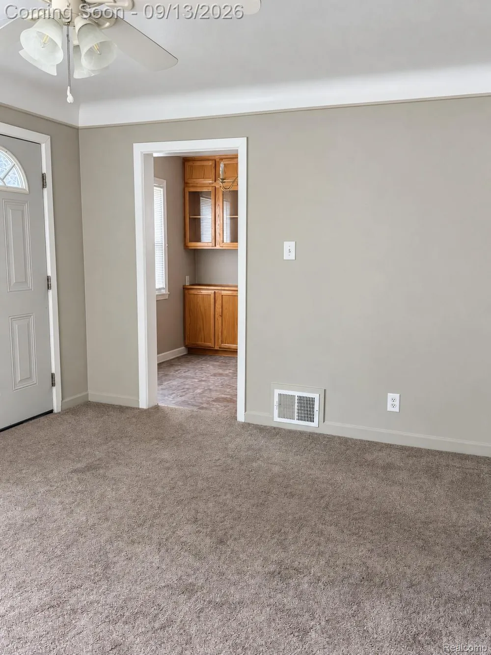 820 Cloverlawn Boulevard Lincoln Park City, MI 48146