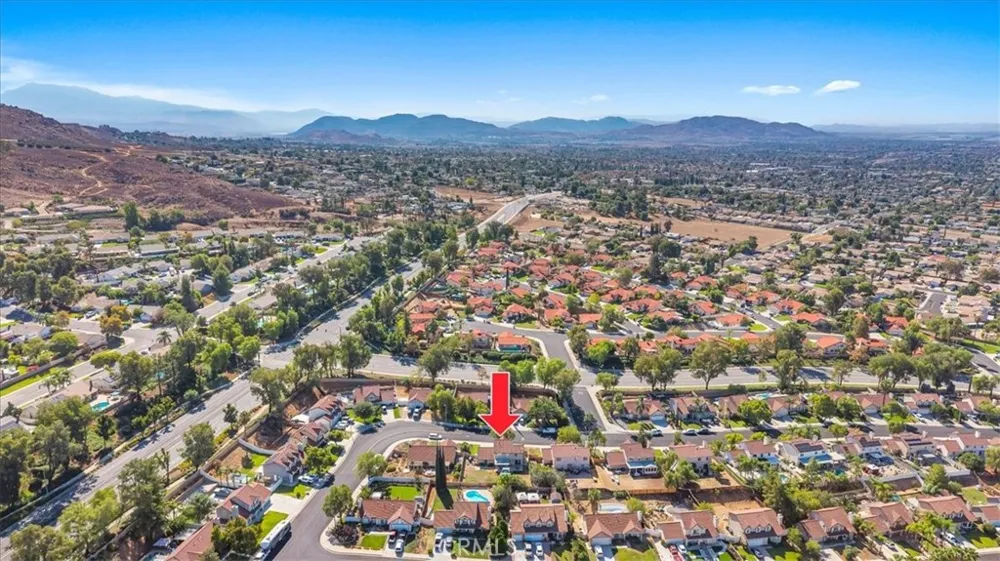 24706 Wild Calla Moreno Valley, CA 92557
