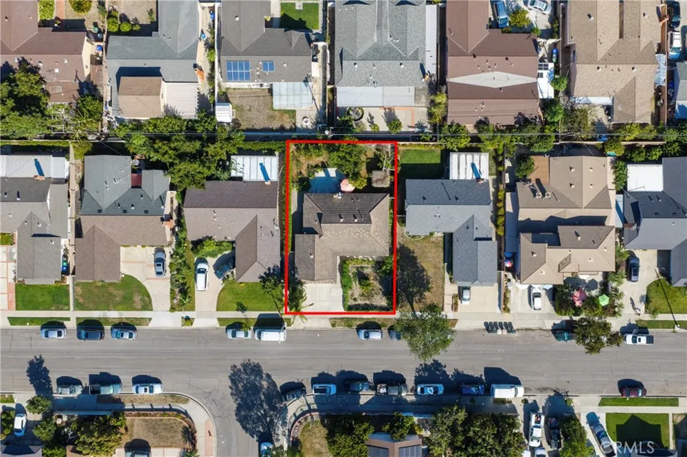 15102 starboard Garden Grove, CA 92843