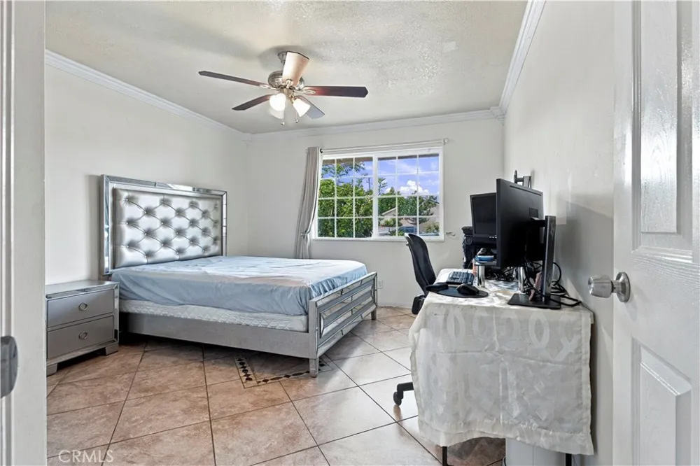 15102 starboard Garden Grove, CA 92843