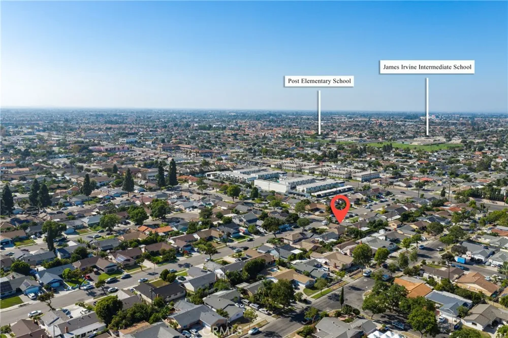 15102 starboard Garden Grove, CA 92843