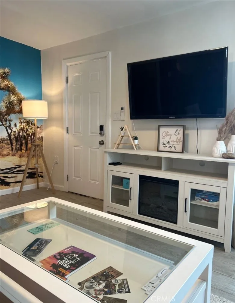 65076 E Broadway Joshua Tree, CA 92252