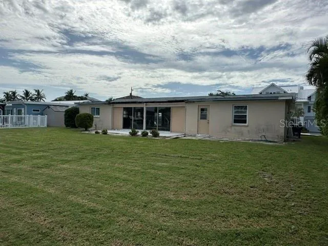 524 68TH STREET Holmes Beach, FL 34217