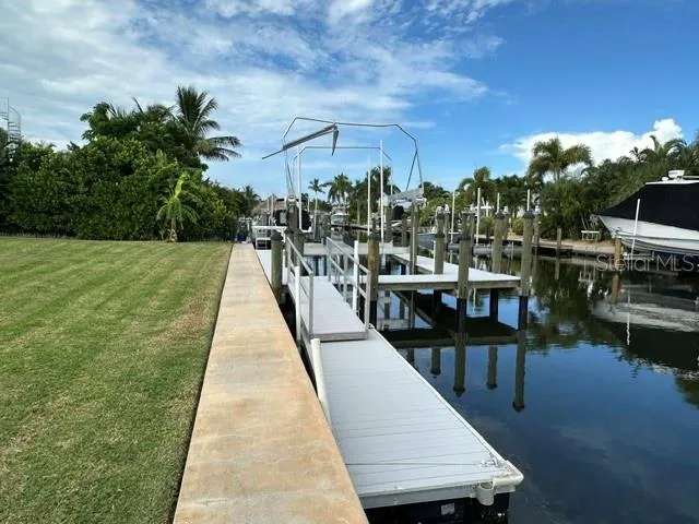 524 68TH STREET Holmes Beach, FL 34217