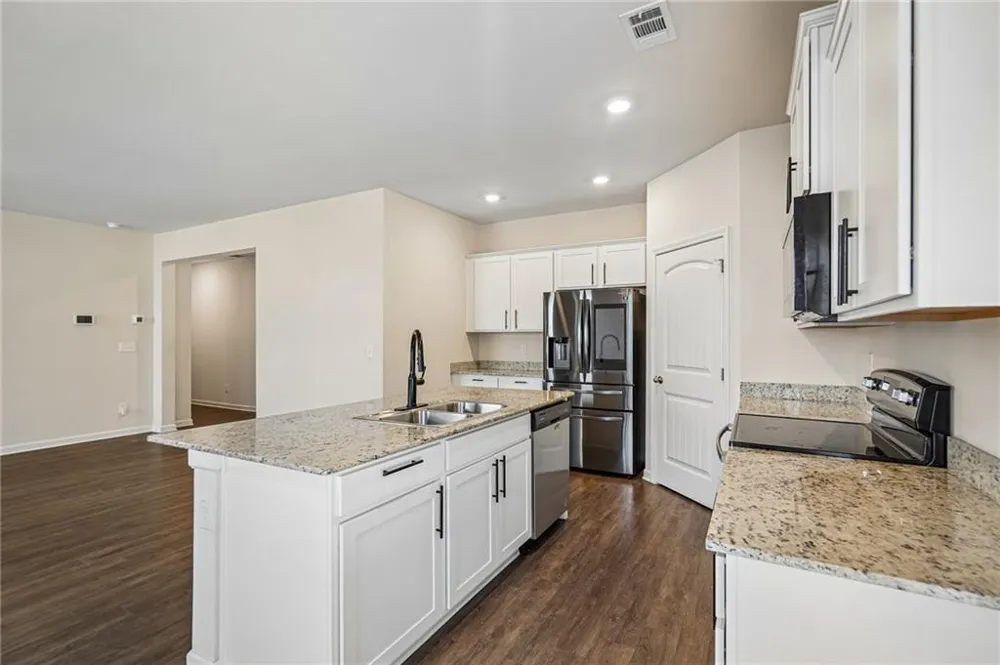 5184 Barberry Avenue Oakwood, GA 30566
