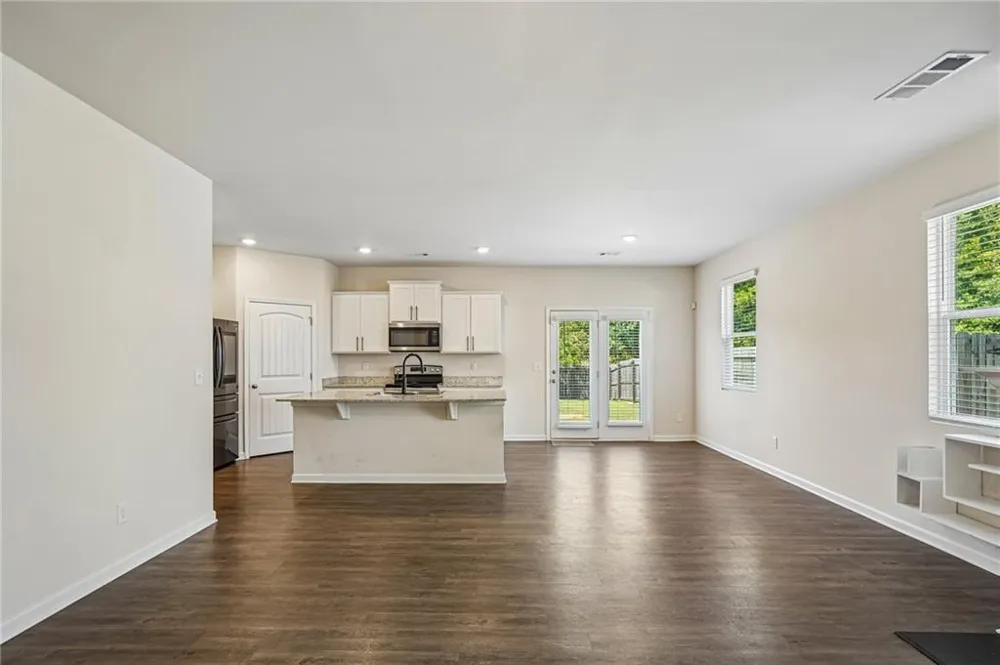 5184 Barberry Avenue Oakwood, GA 30566