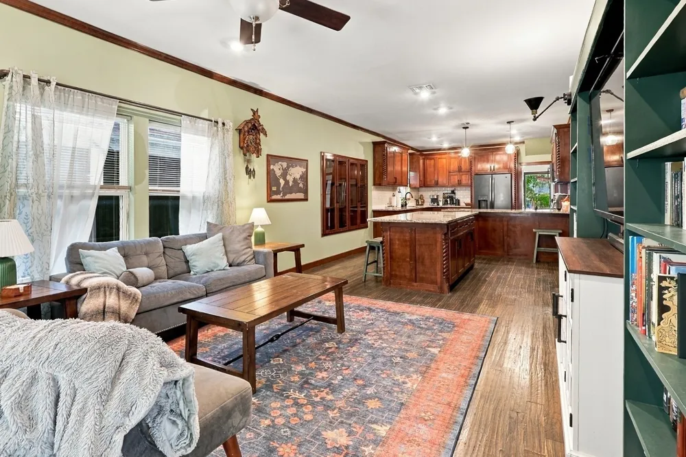2612 Idaho Avenue Dallas, TX 75216