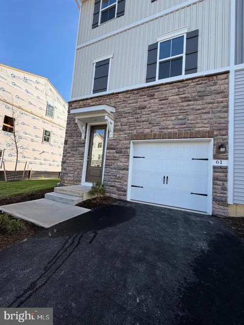 54 SILVERBELL AVENUE