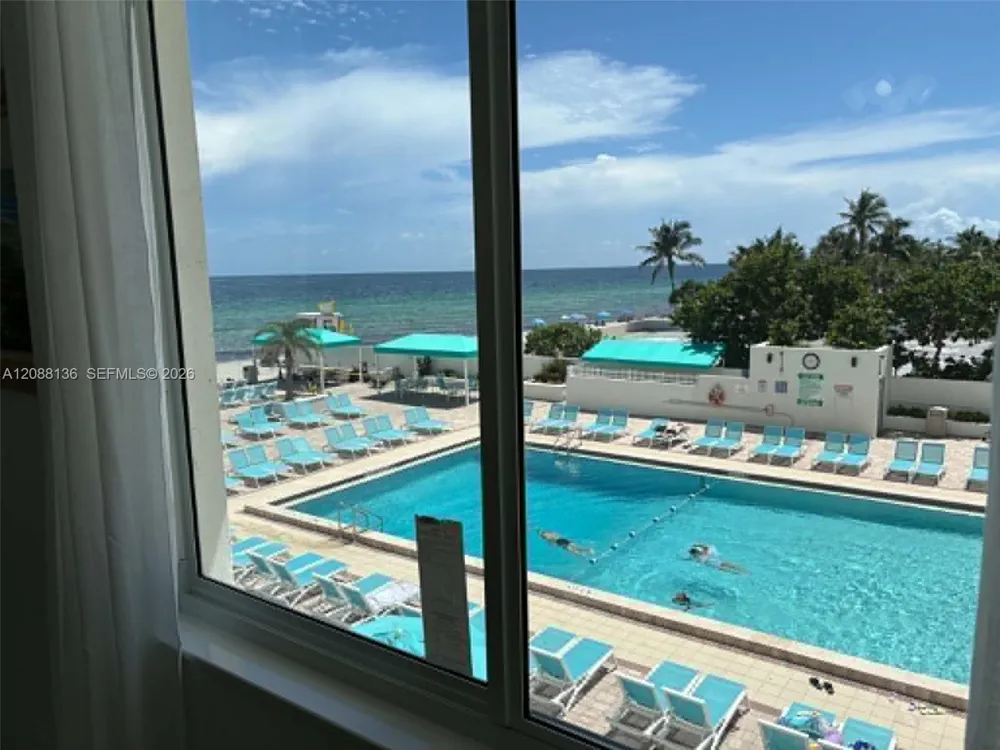3725 S Ocean Dr #306 Hollywood, FL 33019