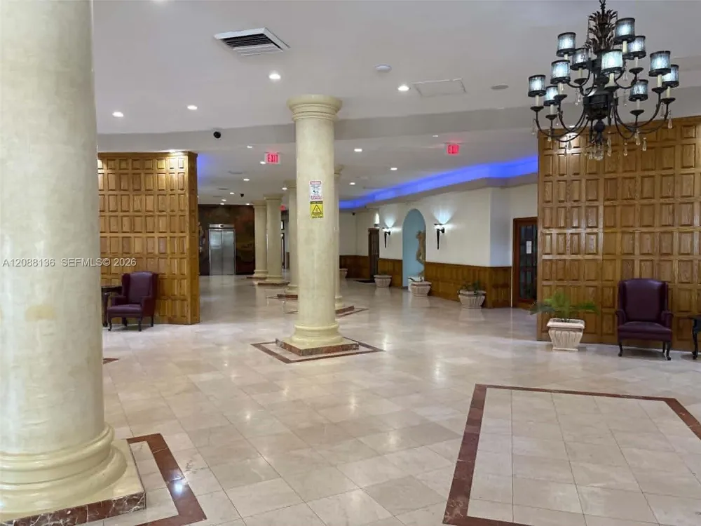 3725 S Ocean Dr #306 Hollywood, FL 33019
