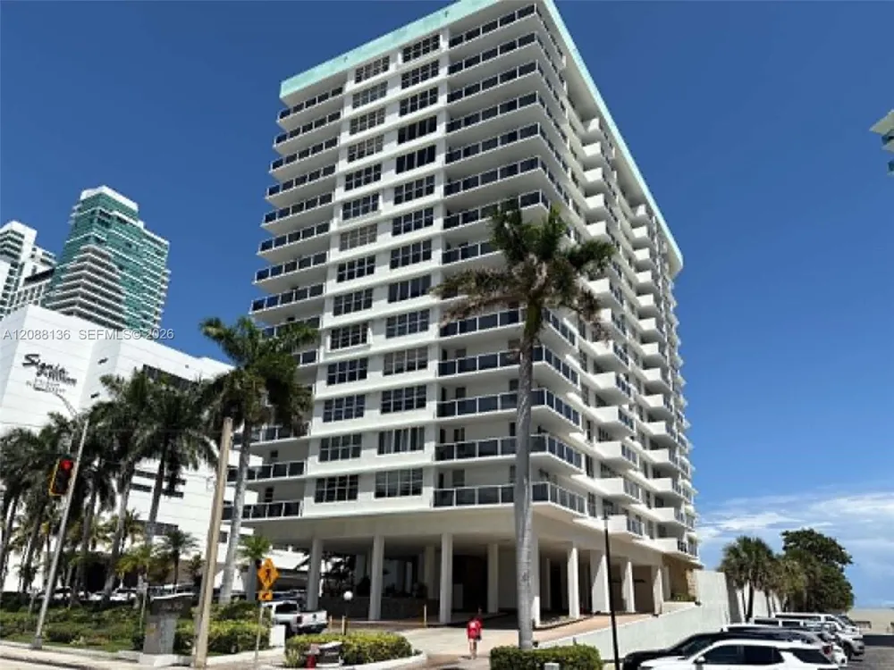 3725 S Ocean Dr #306 Hollywood, FL 33019