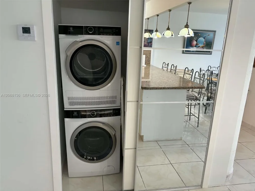 3725 S Ocean Dr #306 Hollywood, FL 33019