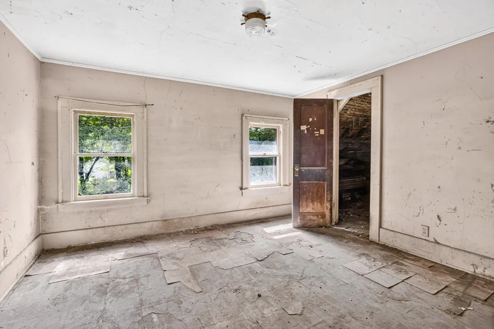 441 26th Street Kalamazoo, MI 49048