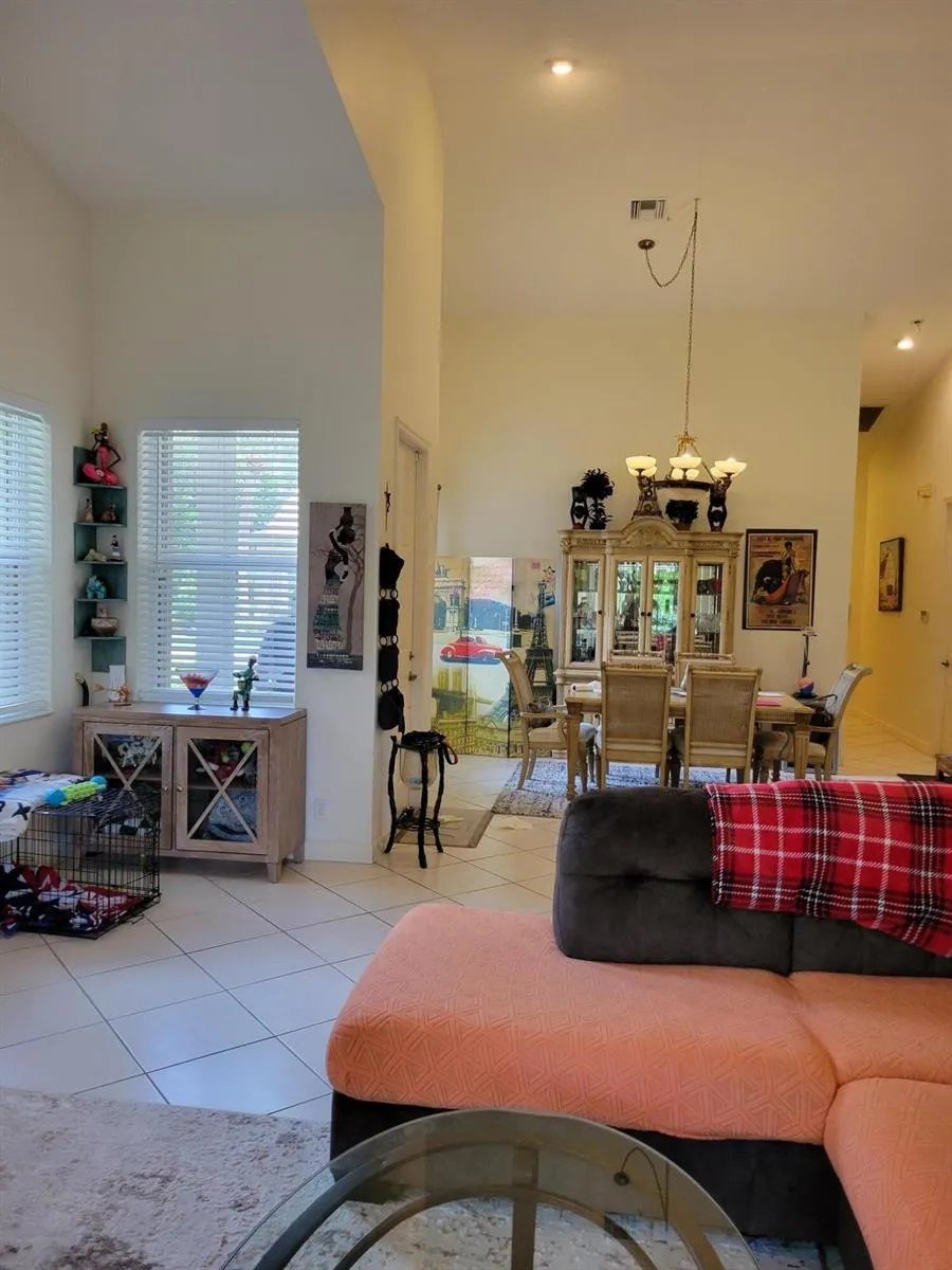 7073 Torrey Pines Circle Port St. Lucie, FL 34986