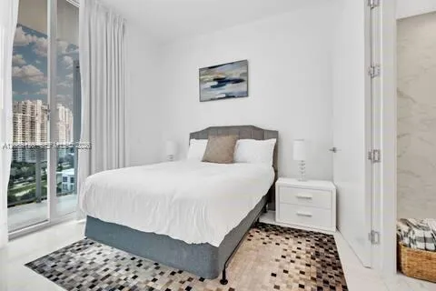 17550 Collins Ave #801 Sunny Isles Beach, FL 33160
