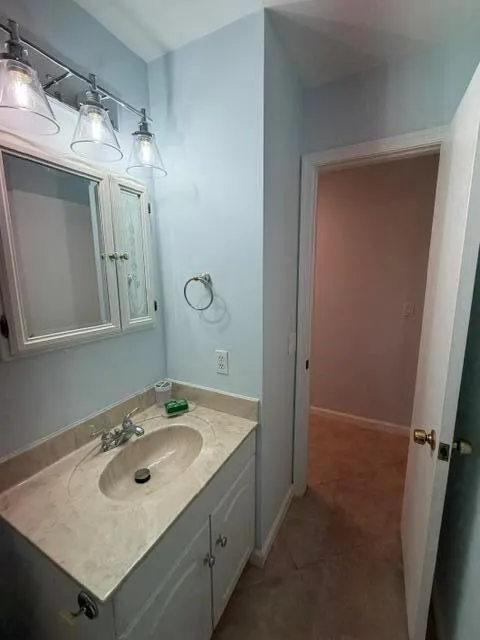 4695 ROBINWOOD PLACE #B Boynton Beach, FL 33436