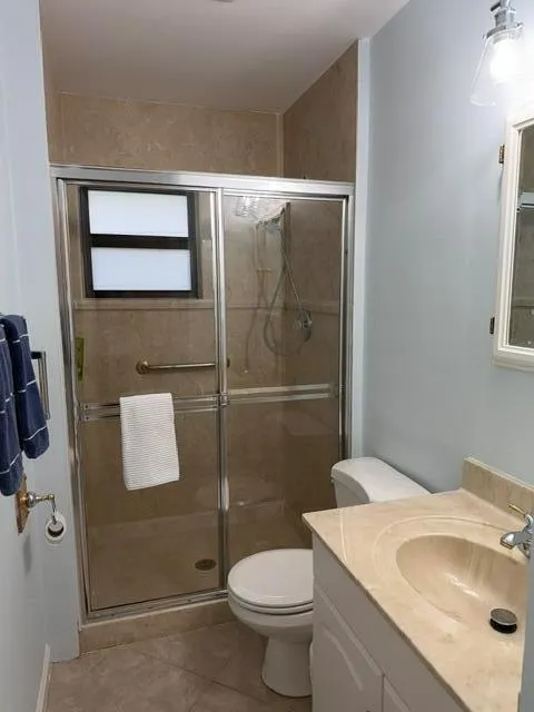 4695 ROBINWOOD PLACE #B Boynton Beach, FL 33436