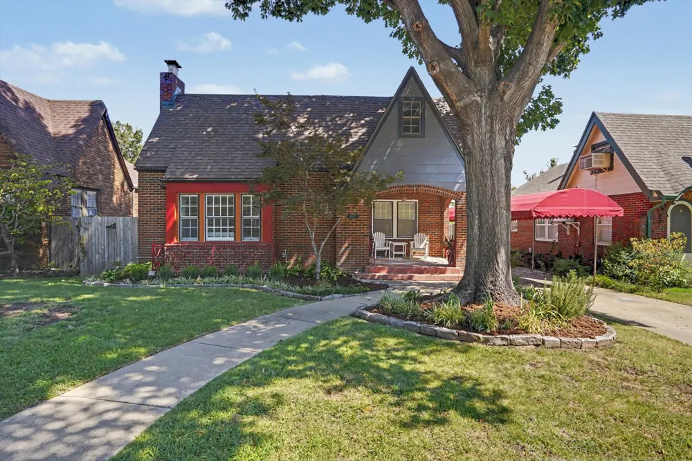 1555 S Gillette Avenue Tulsa, OK 74104
