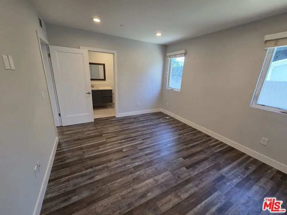 1255 Kingsley Drive Los Angeles, CA 90029