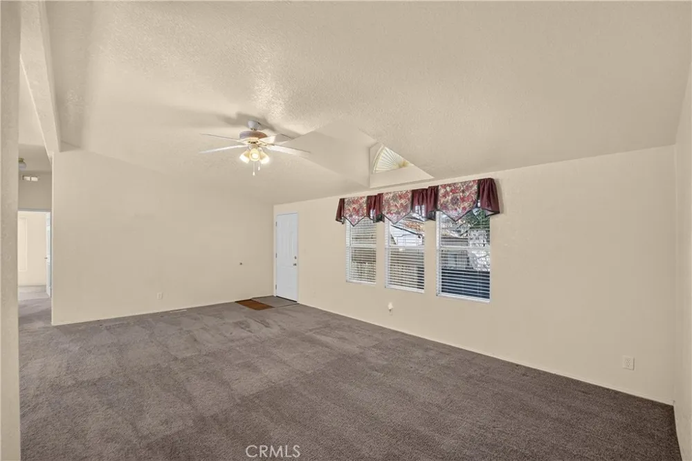 7717 Church Avenue #58 Highland, CA 92346