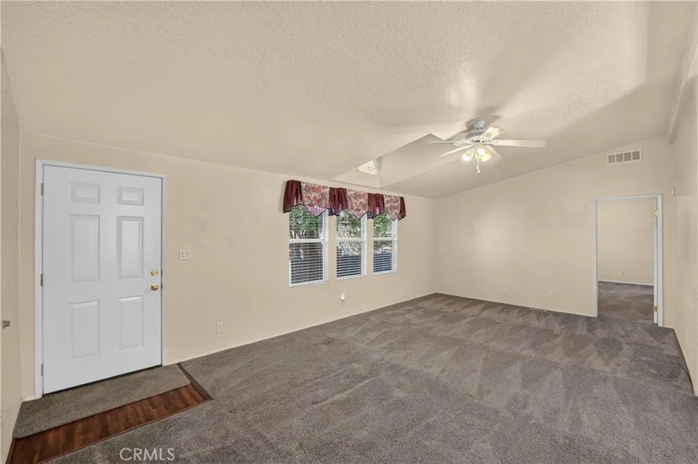 7717 Church Avenue #58 Highland, CA 92346