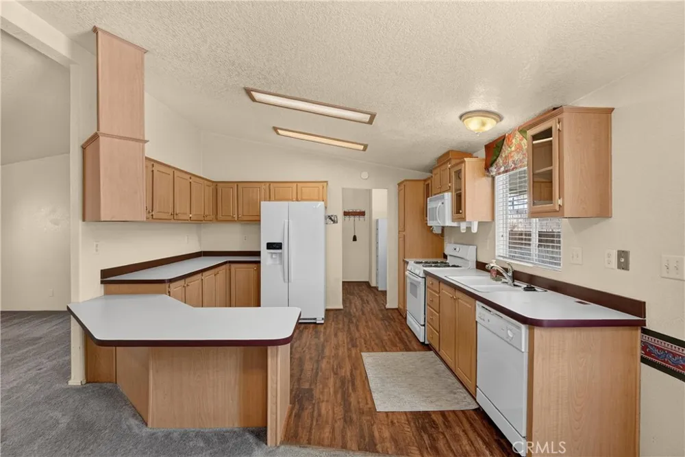7717 Church Avenue #58 Highland, CA 92346