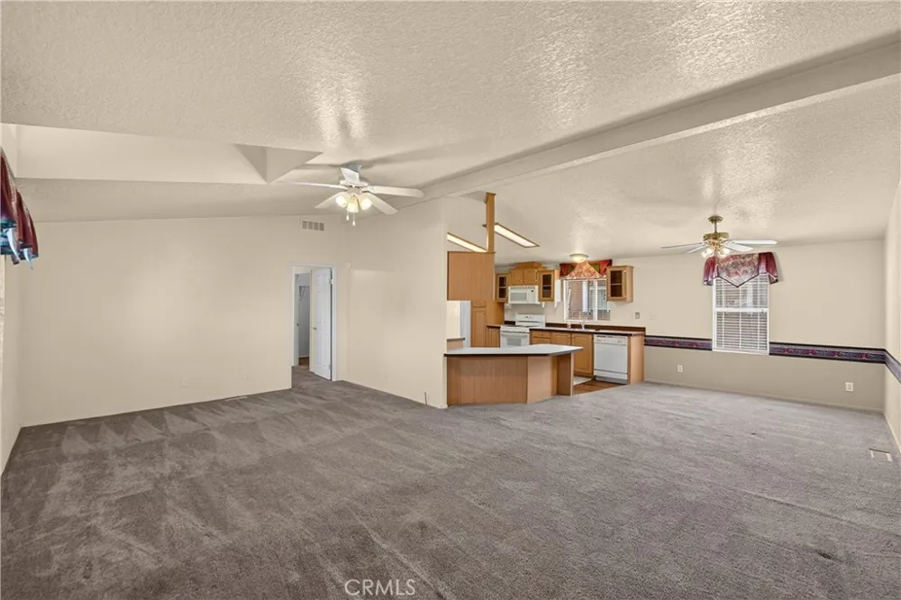 7717 Church Avenue #58 Highland, CA 92346