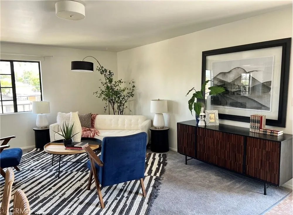 5034 Templeton #B El Sereno, CA 90032
