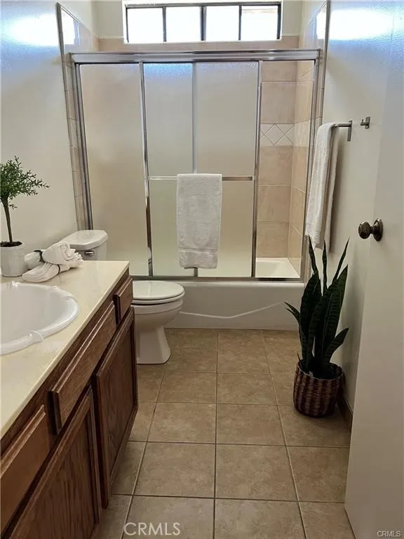 5034 Templeton #B El Sereno, CA 90032