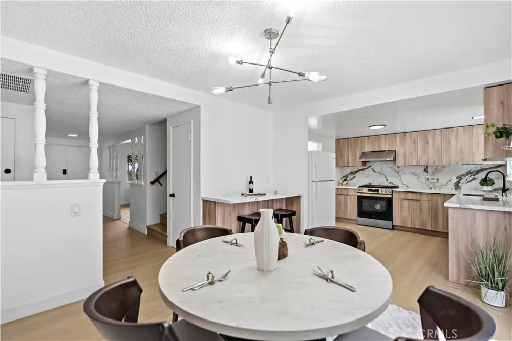 8605 Longden Avenue San Gabriel, CA 91775