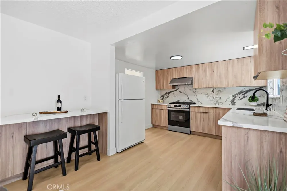 8605 Longden Avenue San Gabriel, CA 91775