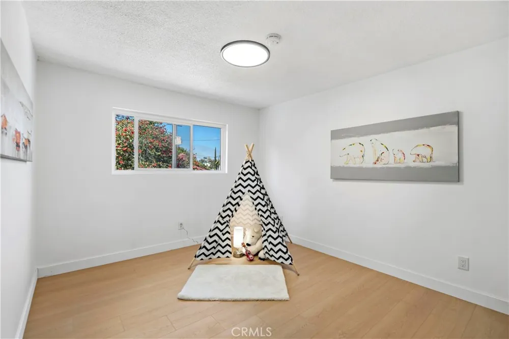 8605 Longden Avenue San Gabriel, CA 91775
