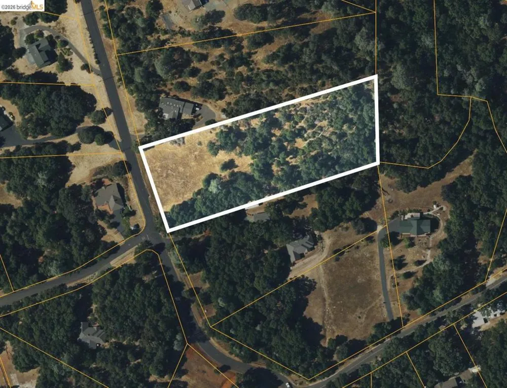 22937 COLUMBIA VISTA DR Columbia, CA 95310