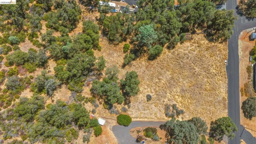22937 COLUMBIA VISTA DR Columbia, CA 95310