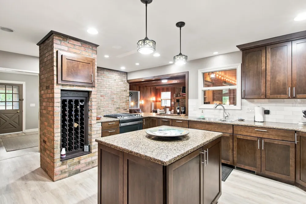 3205 Lakeshore Drive St. Joseph, MI 49085