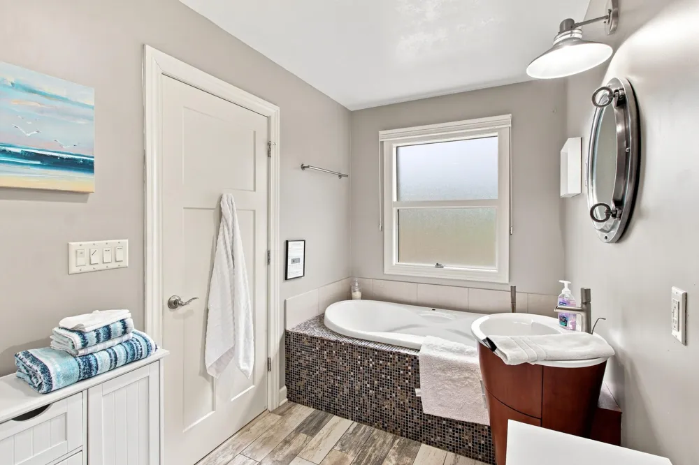 3205 Lakeshore Drive St. Joseph, MI 49085