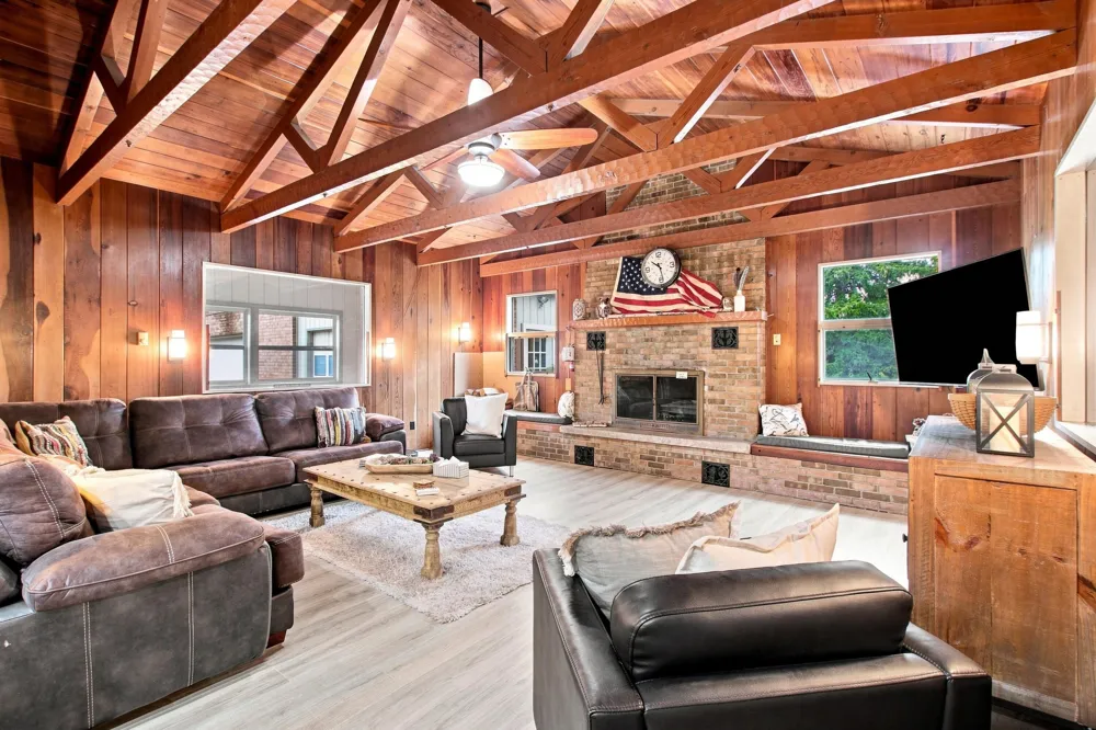 3205 Lakeshore Drive St. Joseph, MI 49085