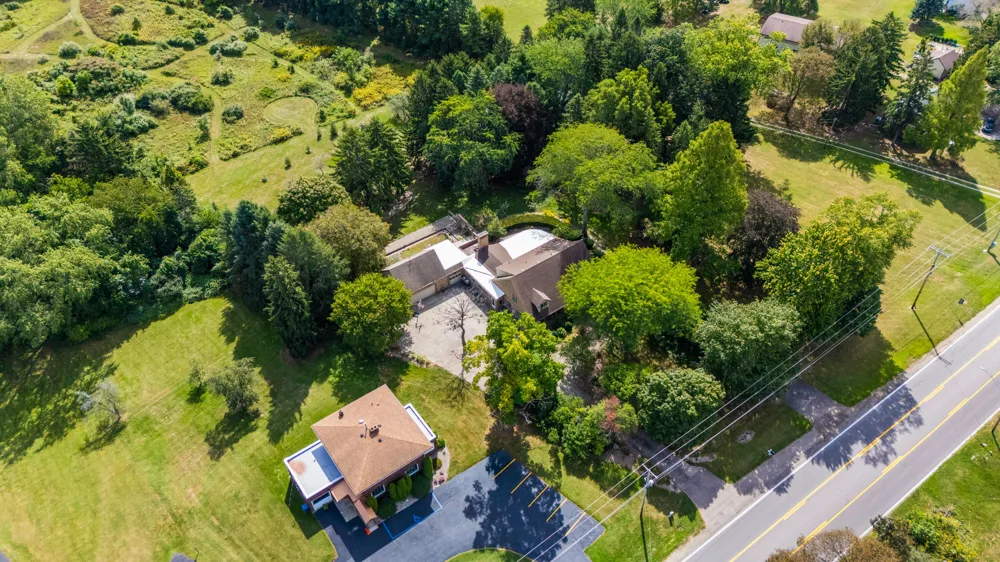 3205 Lakeshore Drive St. Joseph, MI 49085