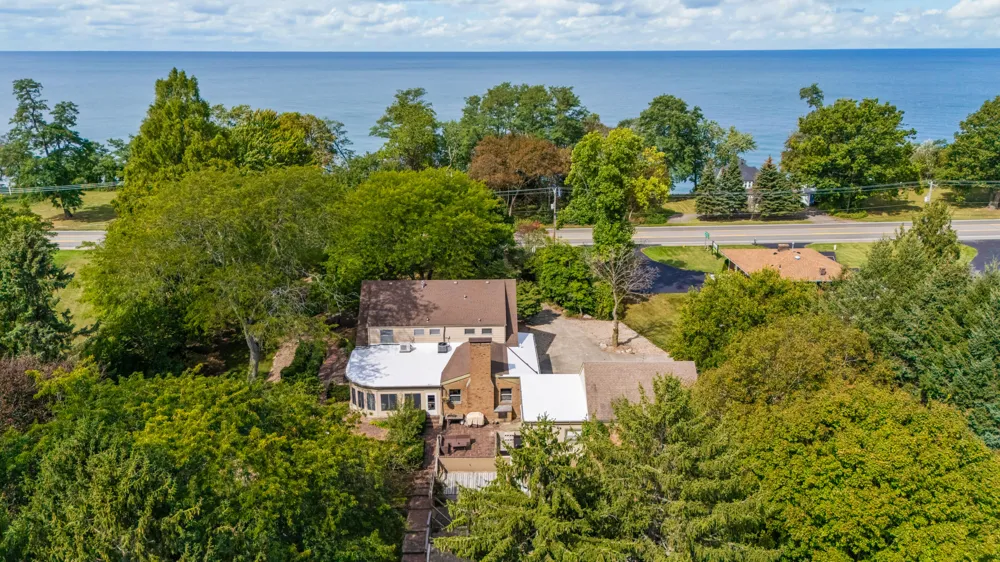 3205 Lakeshore Drive St. Joseph, MI 49085