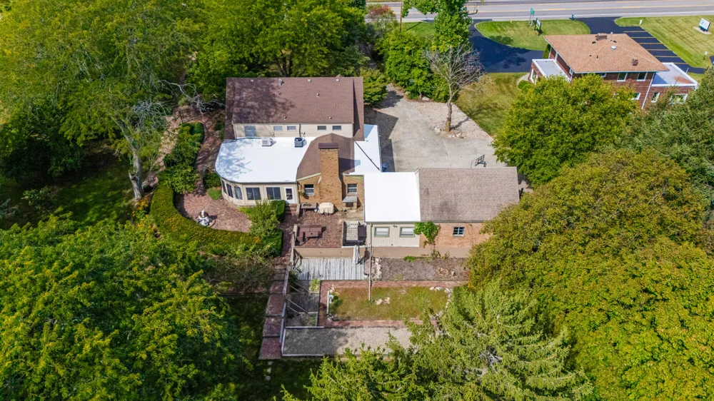 3205 Lakeshore Drive St. Joseph, MI 49085