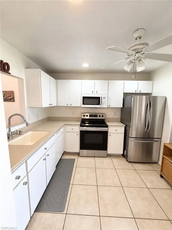 4520 Skyline Boulevard #202 Cape Coral, FL 33914