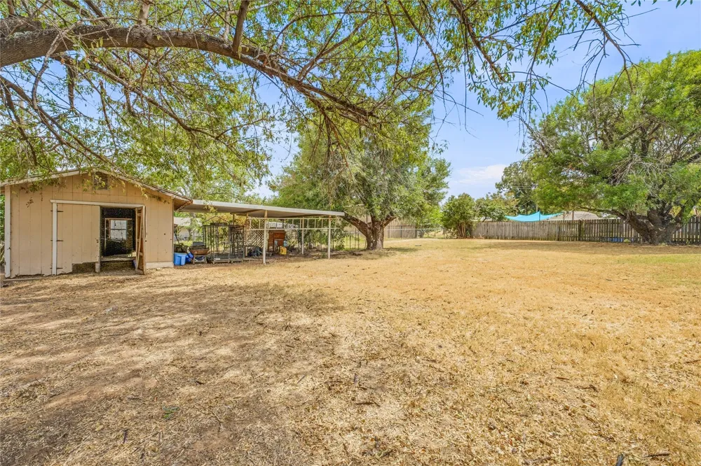 108 Vicksburg Drive Comanche, TX 76442