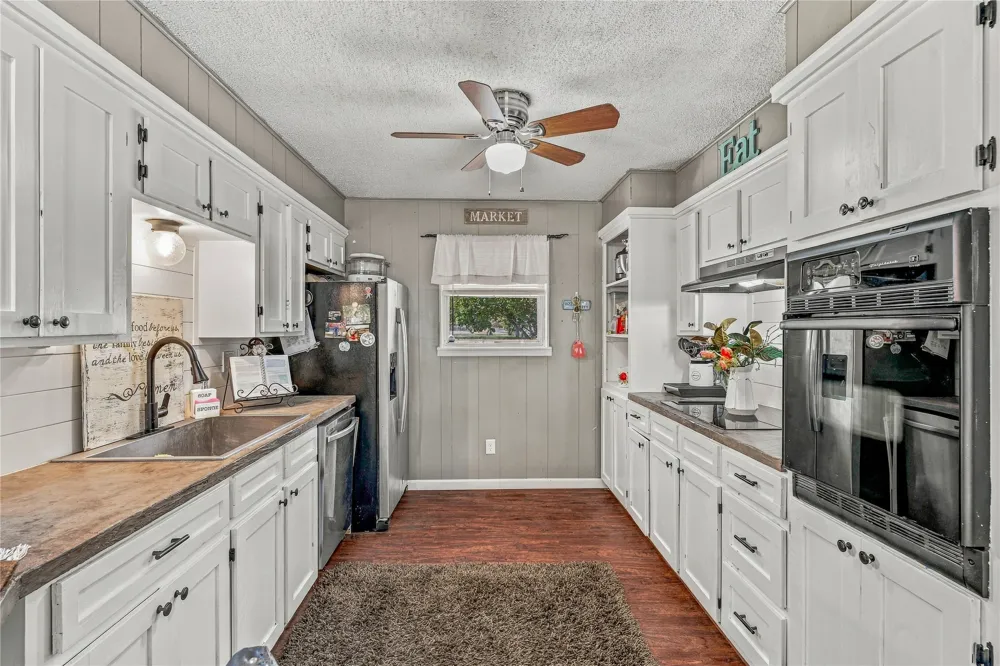 108 Vicksburg Drive Comanche, TX 76442