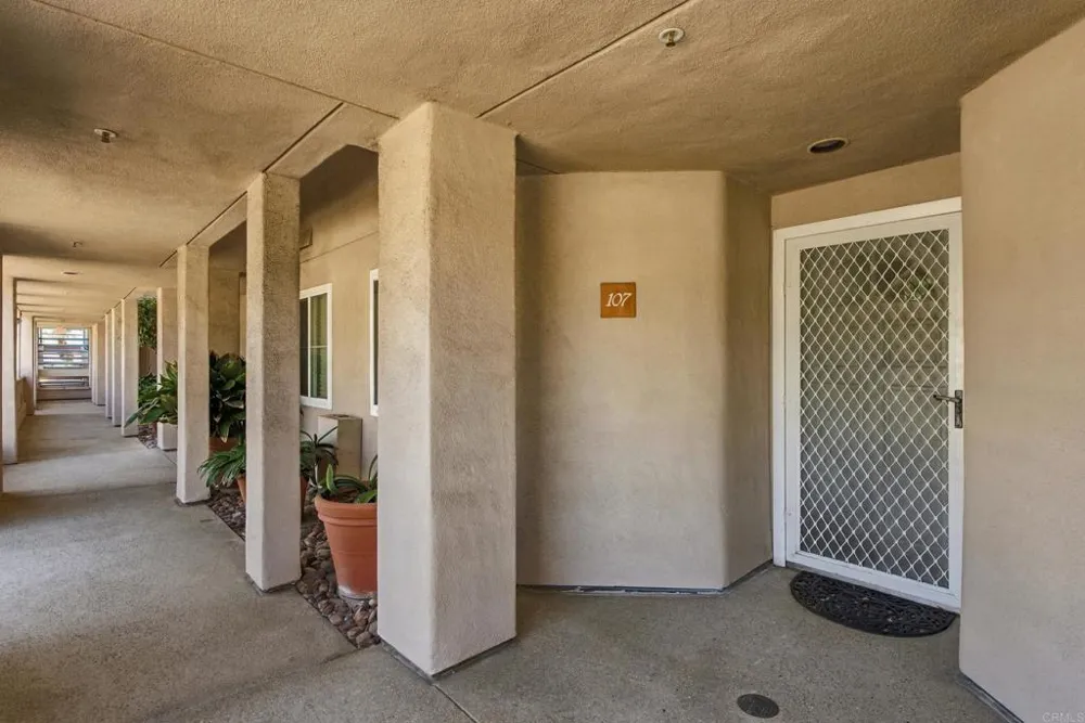 400 Pacific Street #107 Oceanside, CA 92054