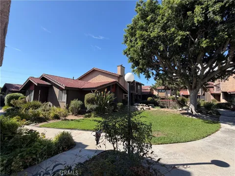 149 S Hollenbeck Avenue