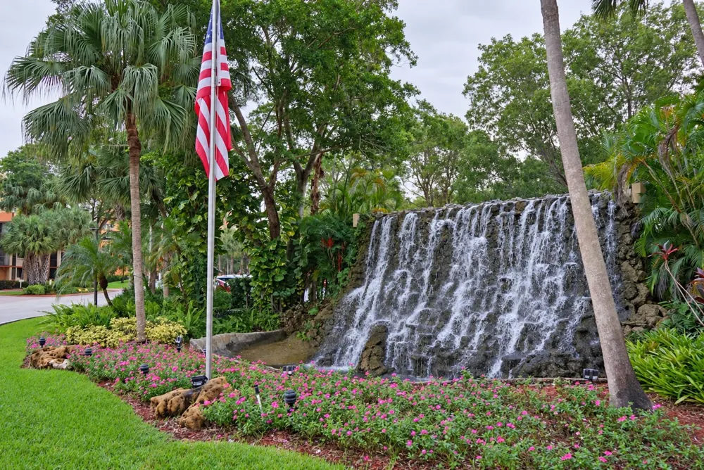 16500 Golf Club Road #301 Weston, FL 33326