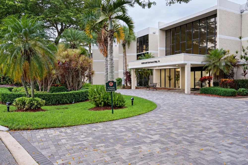16500 Golf Club Road #301 Weston, FL 33326